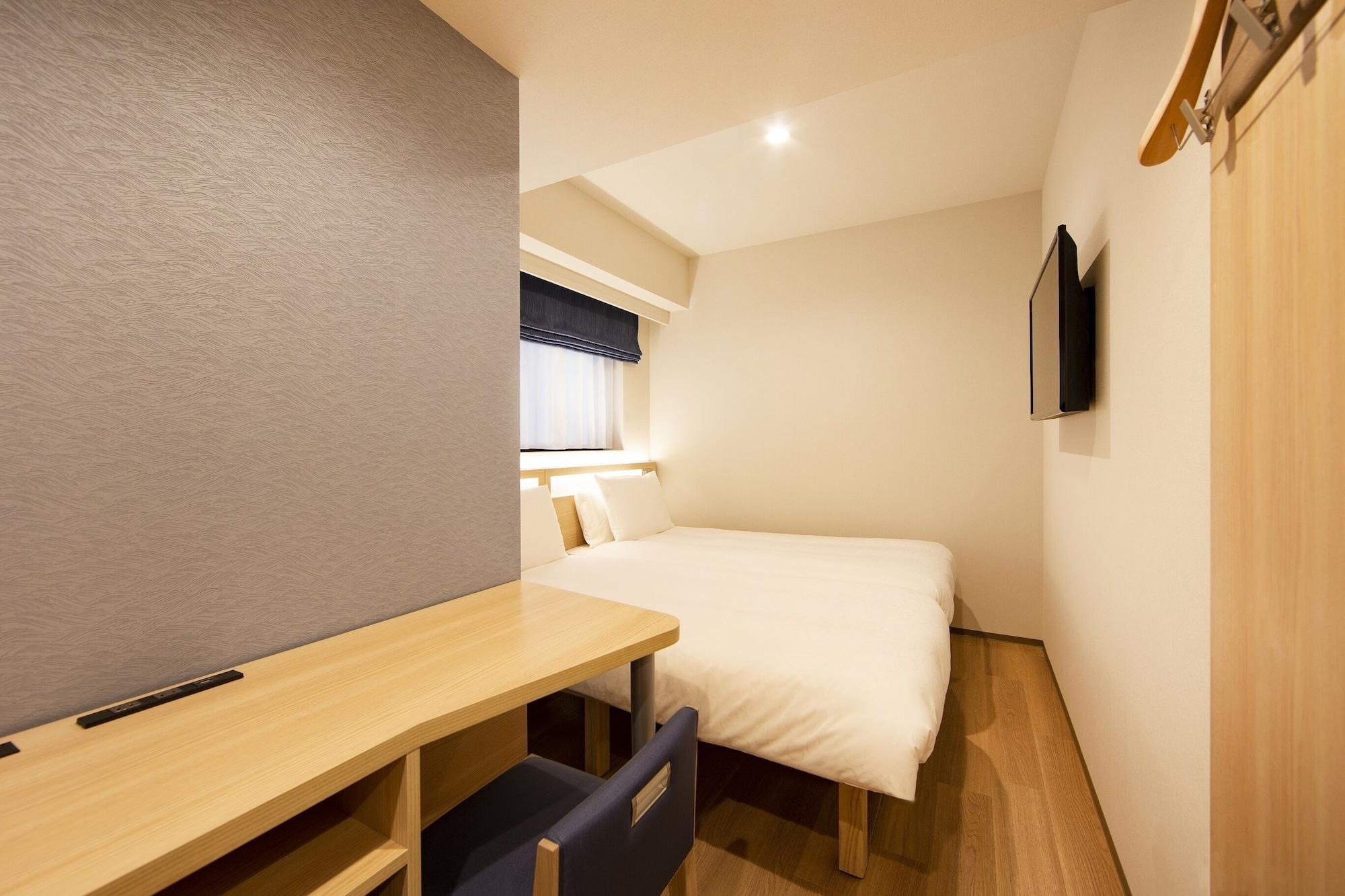 Karaksa Hotel Tokyo Station Екстер'єр фото