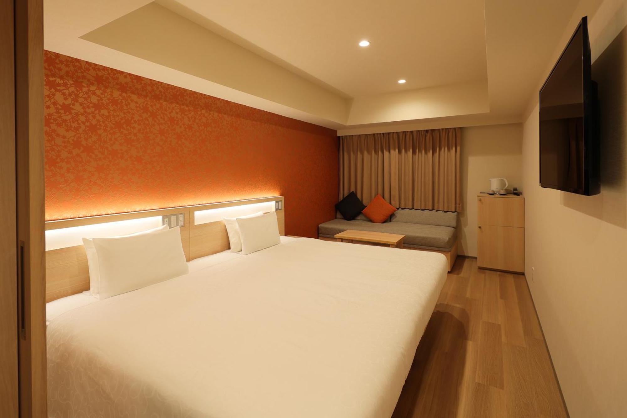Karaksa Hotel Tokyo Station Екстер'єр фото