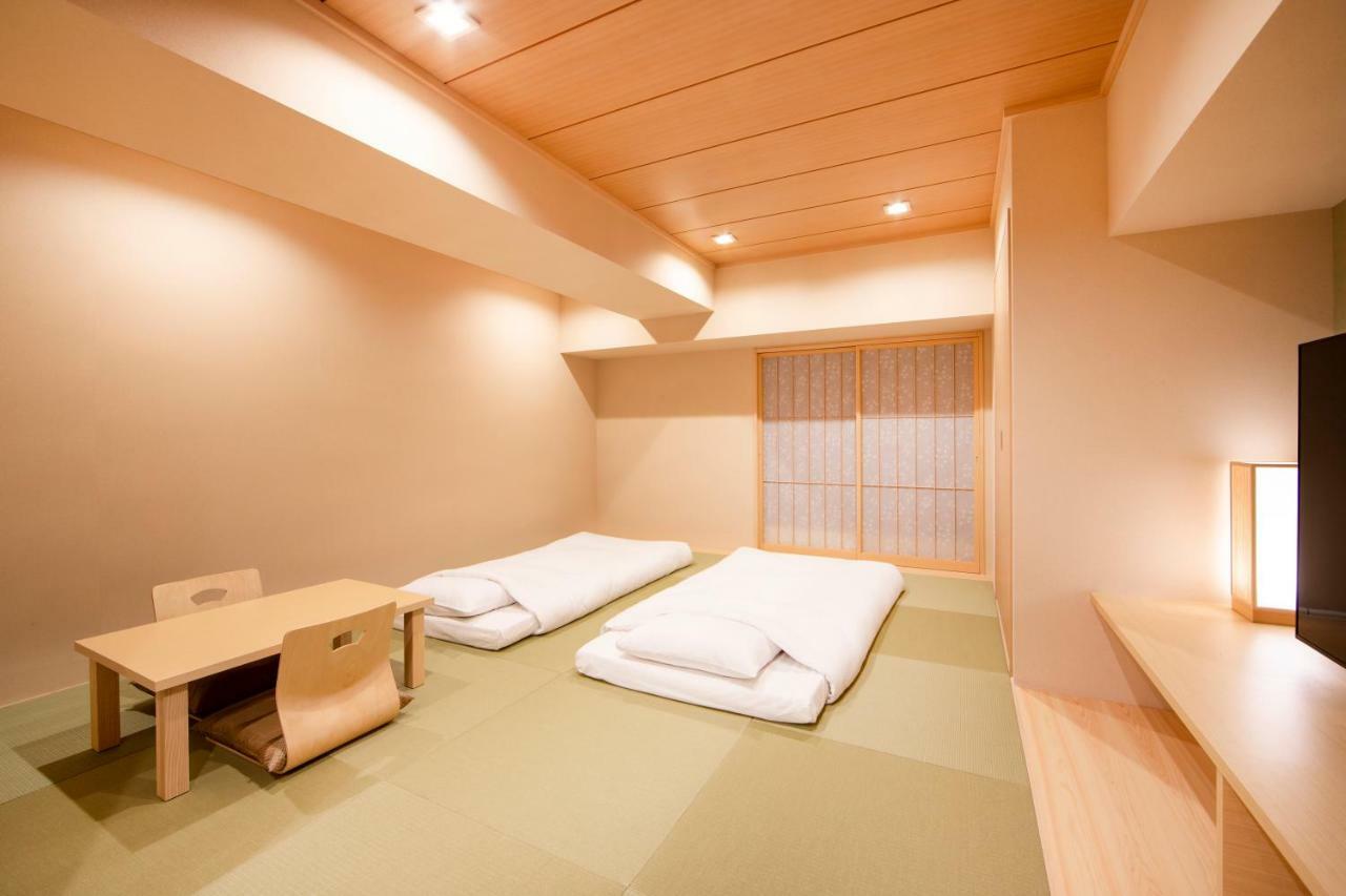 Karaksa Hotel Tokyo Station Екстер'єр фото